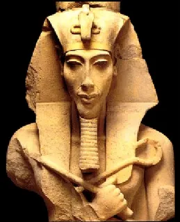 akhenaton.webp